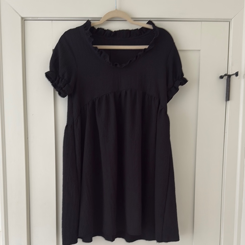 Chic Black Ruffle Dress